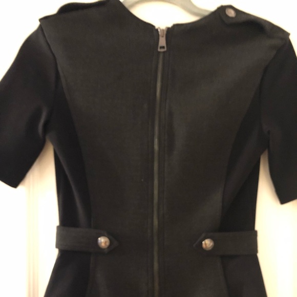 Burberry London (like new) Dark grey & black dress, fits more like a size 2 ) - Picture 3 of 16